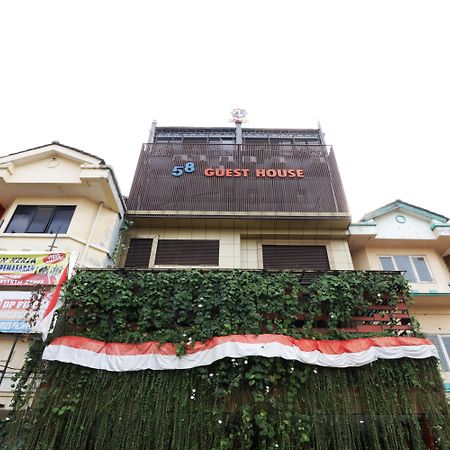 58 Guesthouse Tangerang Pondoklang Exterior photo